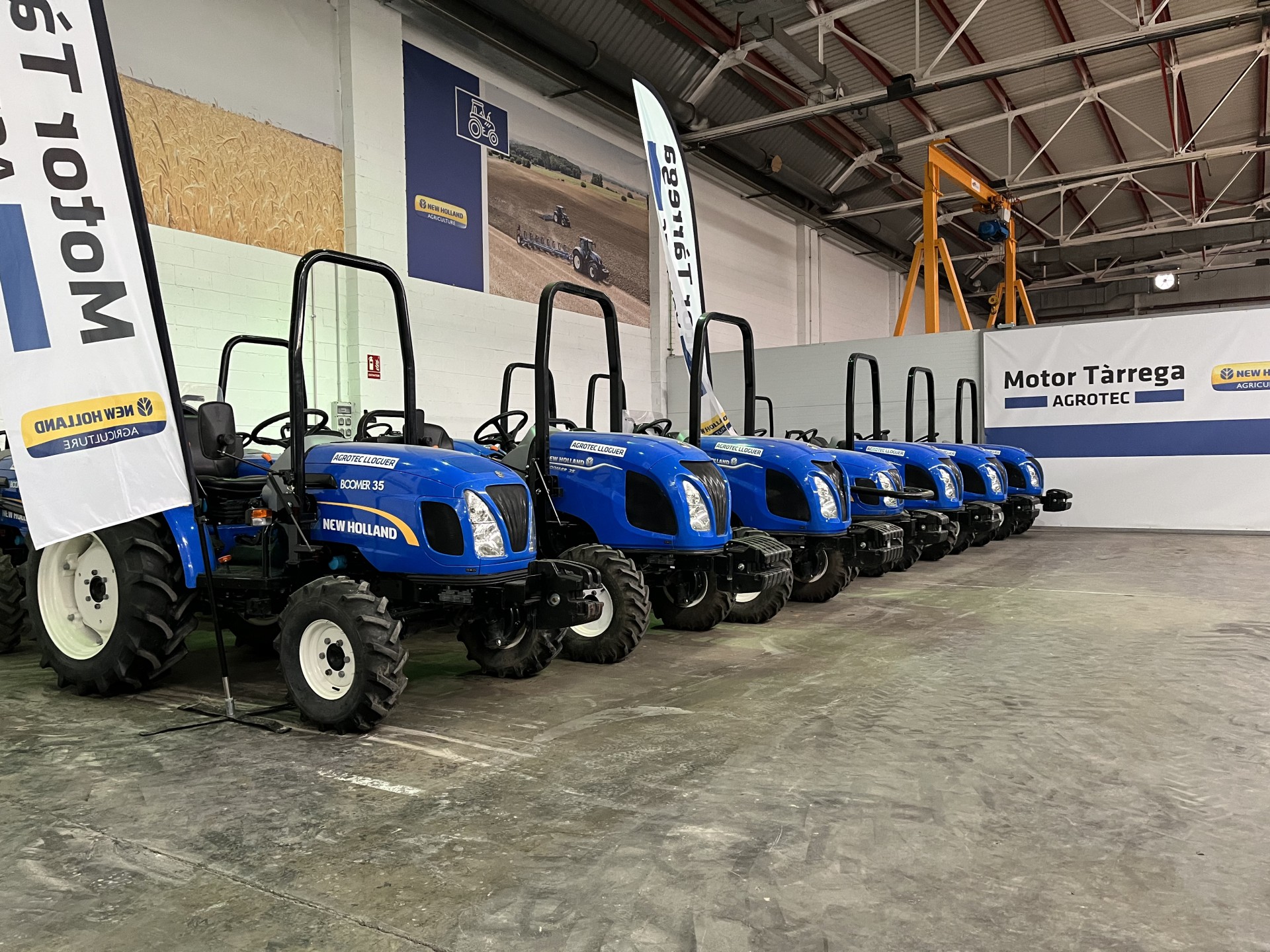 Alquiler tractor New Holland Boomer 35 Agrotec