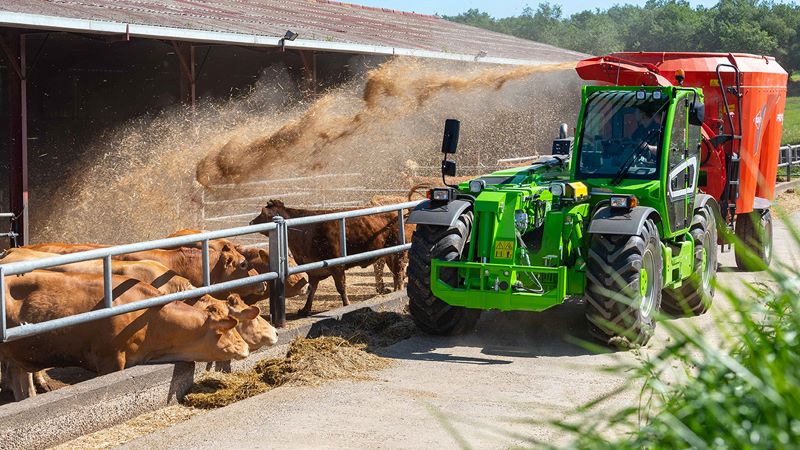 Tractor telescópico MERLO MF 44.9 Espina